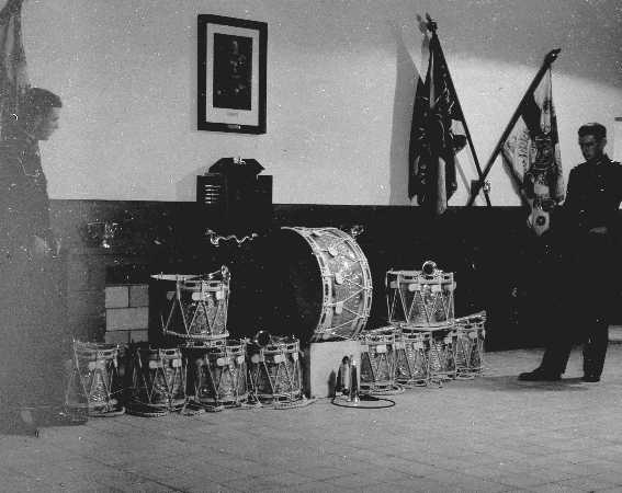 Images/1 LF -Uniforms 1950394.jpg